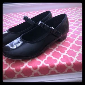 Toddler 10.5 tap shoes!